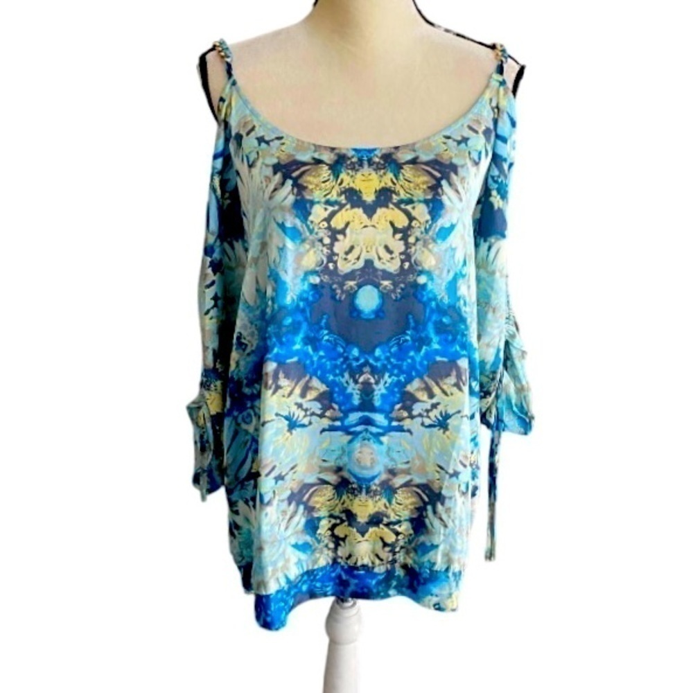 LANE BRYANT-COLD SHOULDER BLOUSE-SIZE 18/20